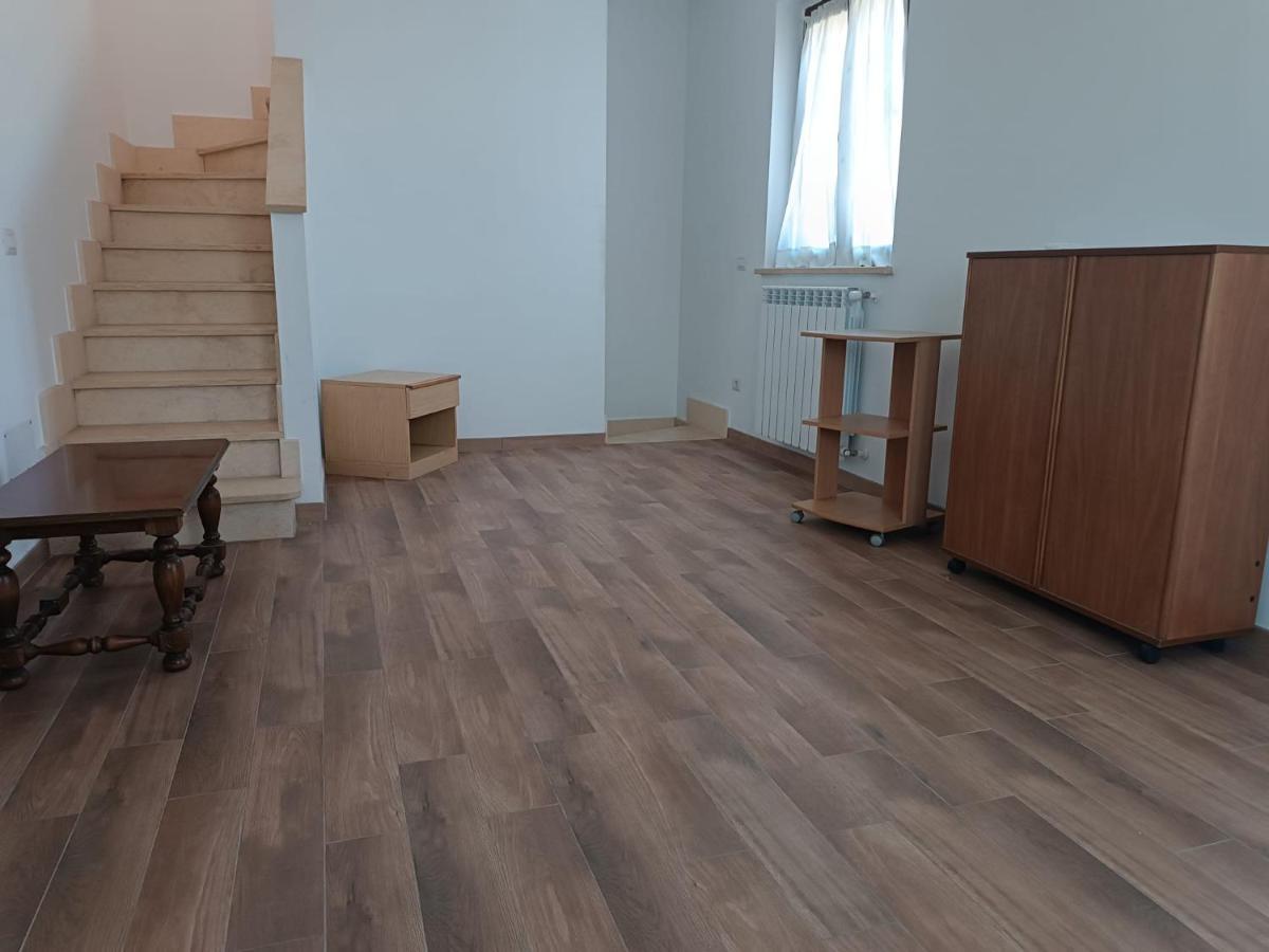 Cottage Ostiaantica Екстер'єр фото